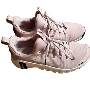 Women’s Nike Free Metcon 6 Premium Pink Oxford Training Shoe Size 9